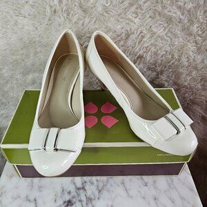 Naturalizer White Patent Leather Bow Round-Toe Heels